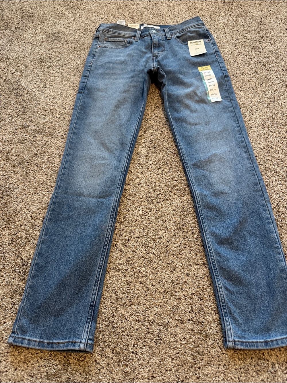 Levi's Strauss Signature Gold Women’s Medium Blue Denim Jeans size 29x30 (NWT)